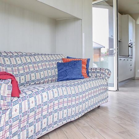 Modern Home With Private Parking Near The Station! Lucques Extérieur photo