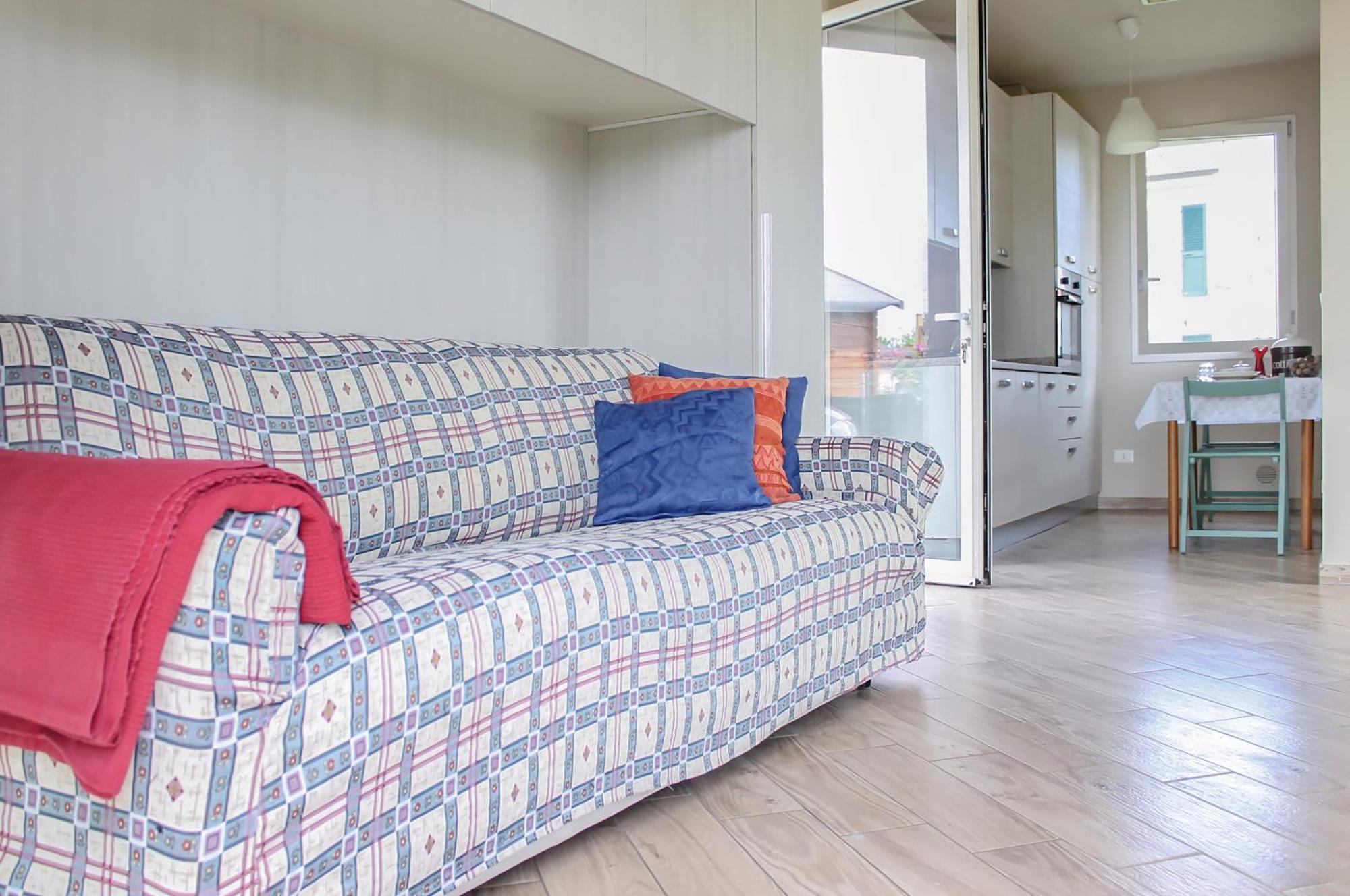 Modern Home With Private Parking Near The Station! Lucques Extérieur photo